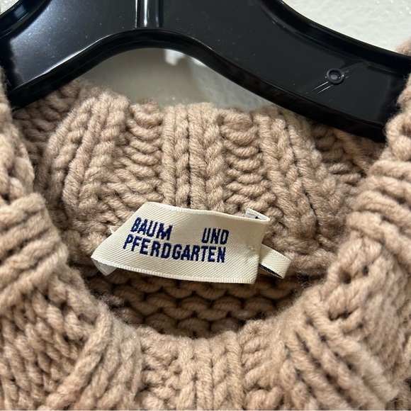 BAUM UND PFERDGARTEN Claudine Sweater - Picture 5 of 6